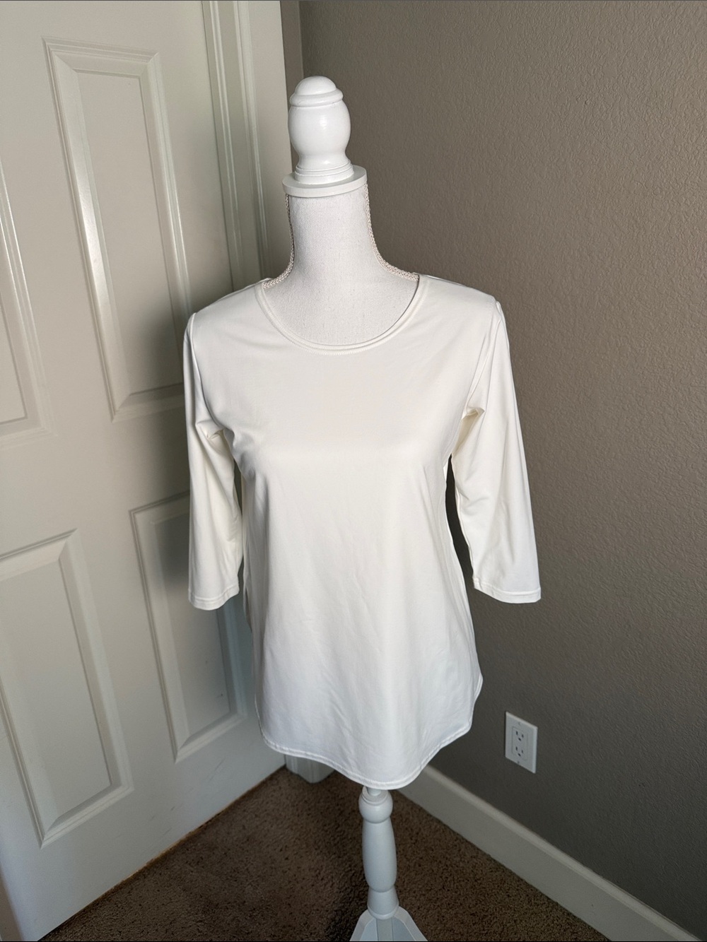 Sympli White Three-Quarter Sleeve Crewneck Top